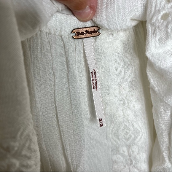 Free People Size Medium Ivory Kiss Kiss Tunic Boho Crochet Oversized Festival - Picture 7 of 16